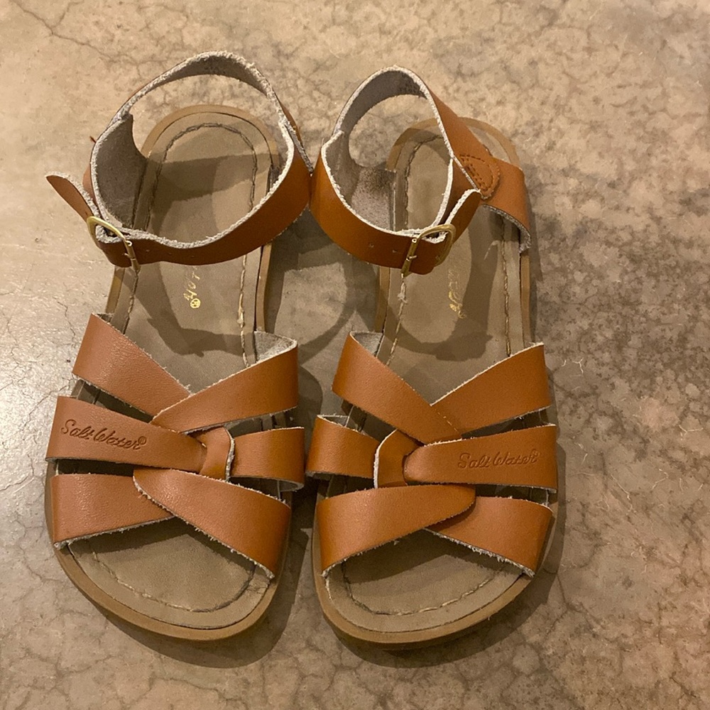 Saltwater sandals